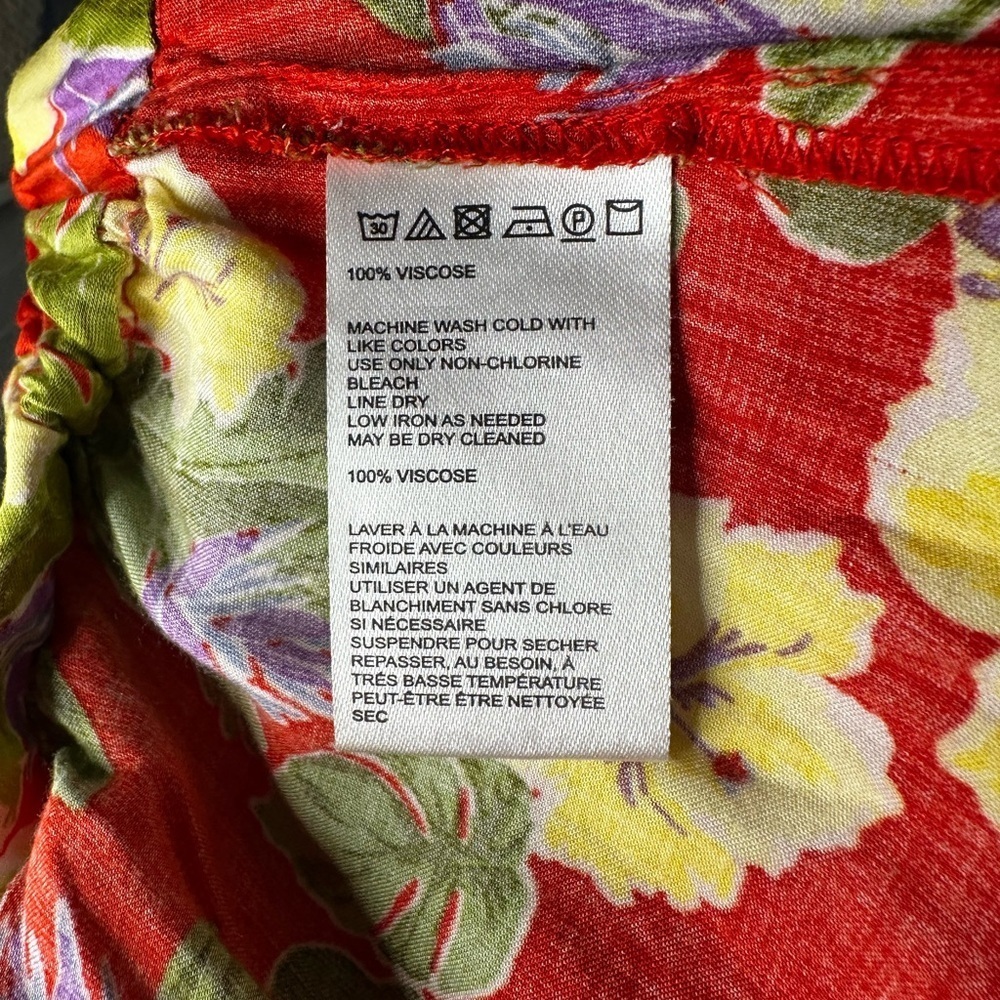 Urban Outfitters Lightweight Red Tropical Floral Shorts - Picture 10 of 12